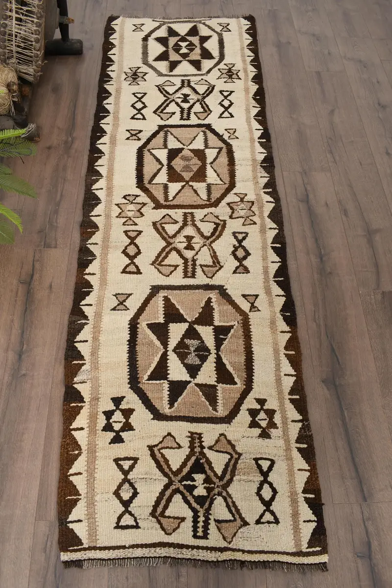 Alfombra vintage turca Runner de 2,2x7,9 pies, alfombra de lana a cuadros marrón - 1