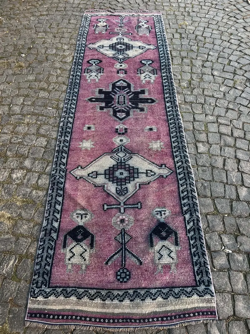 Pink and Blue Oriental Rug, 3.1x10.8 ft Elegant Decor