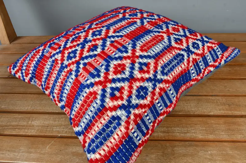 Living Room Throw Pillow Sham, Home Decor Pillow, Cushion, 16x16 Red Pillow Sham, Boho Pillow, Bolster Throw Cushion, Interior Designer Pillow - 2