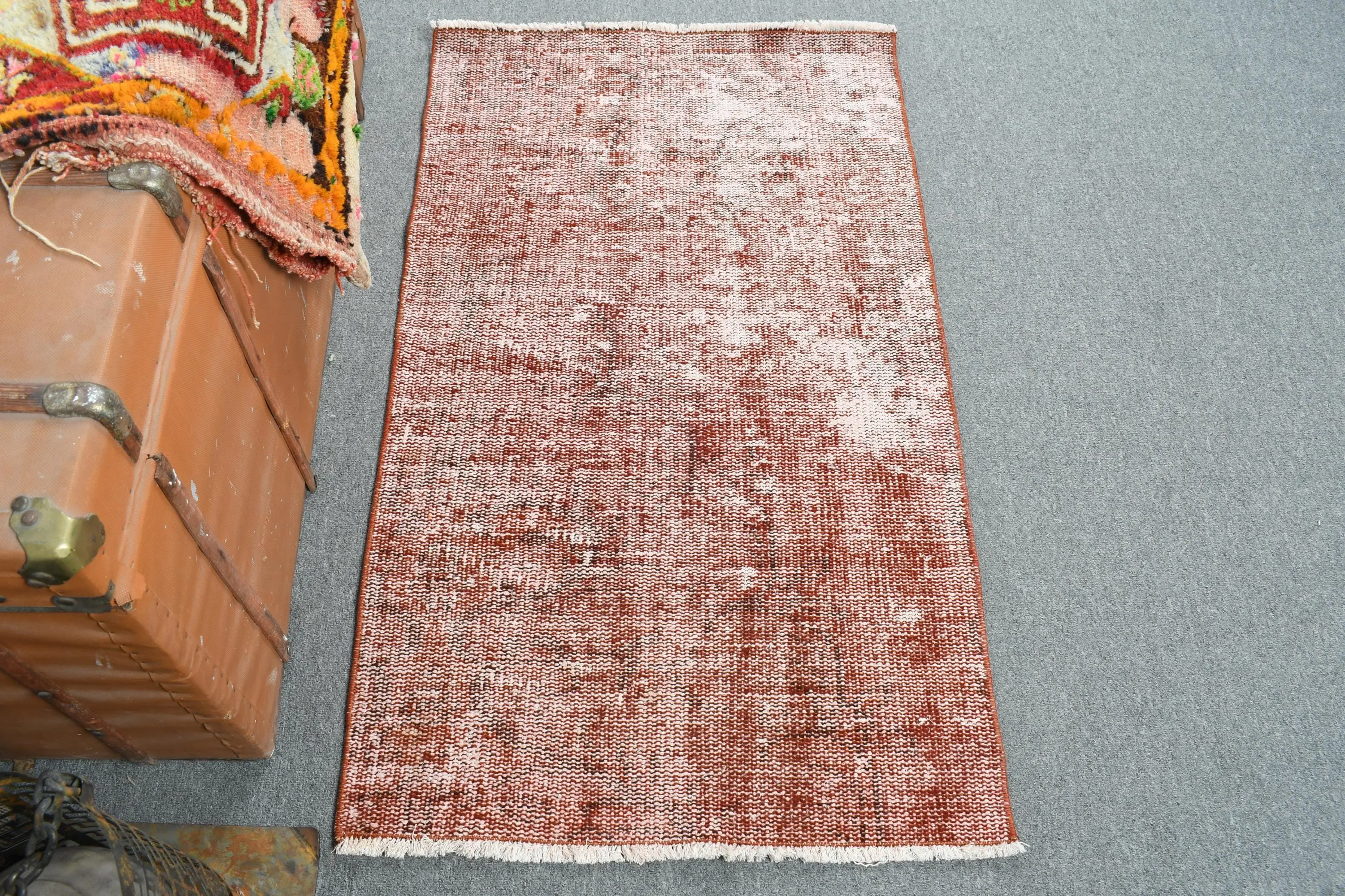 2,1x3,6 ft türkischer Teppich, kleiner Vintage Teppich, rot gestreifter Teppich - 1