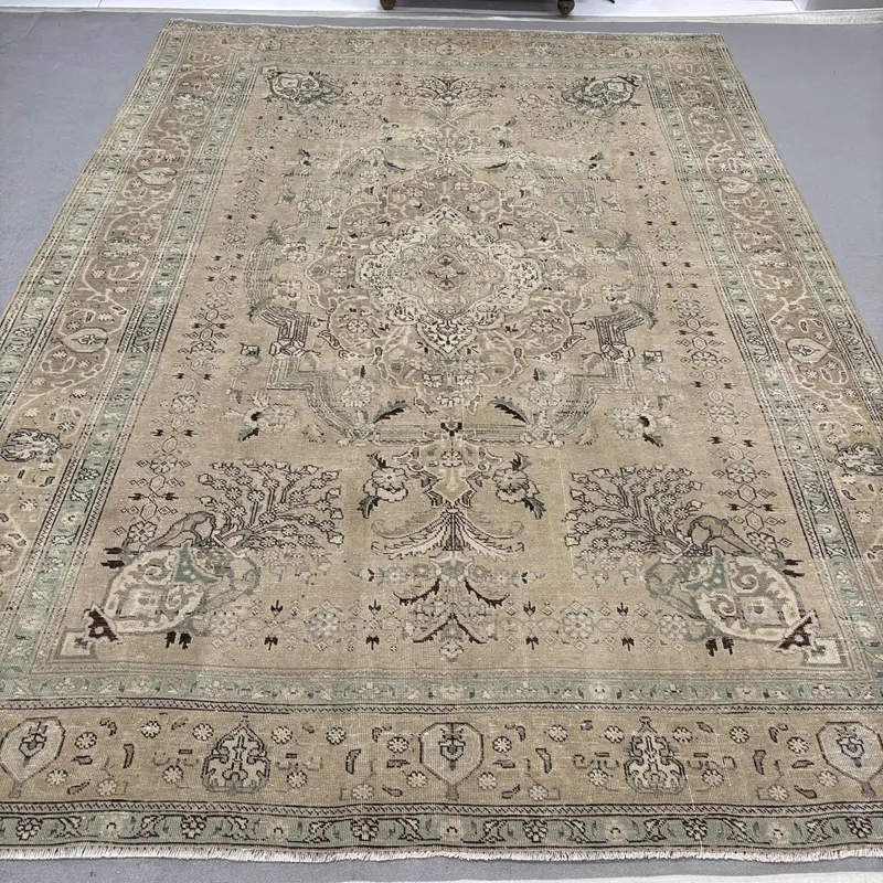 Kahverengi Fas Halısı, Yeşil Desenli 9,3x12,6 ft