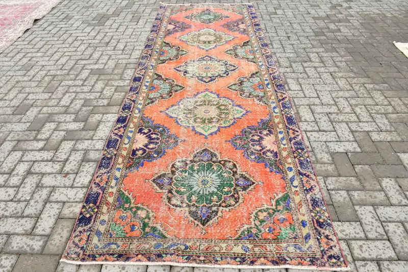 Türkischer Oushak-Läuferteppich, 128 x 376 cm, roter marokkanischer Vintage-Teppich - 1