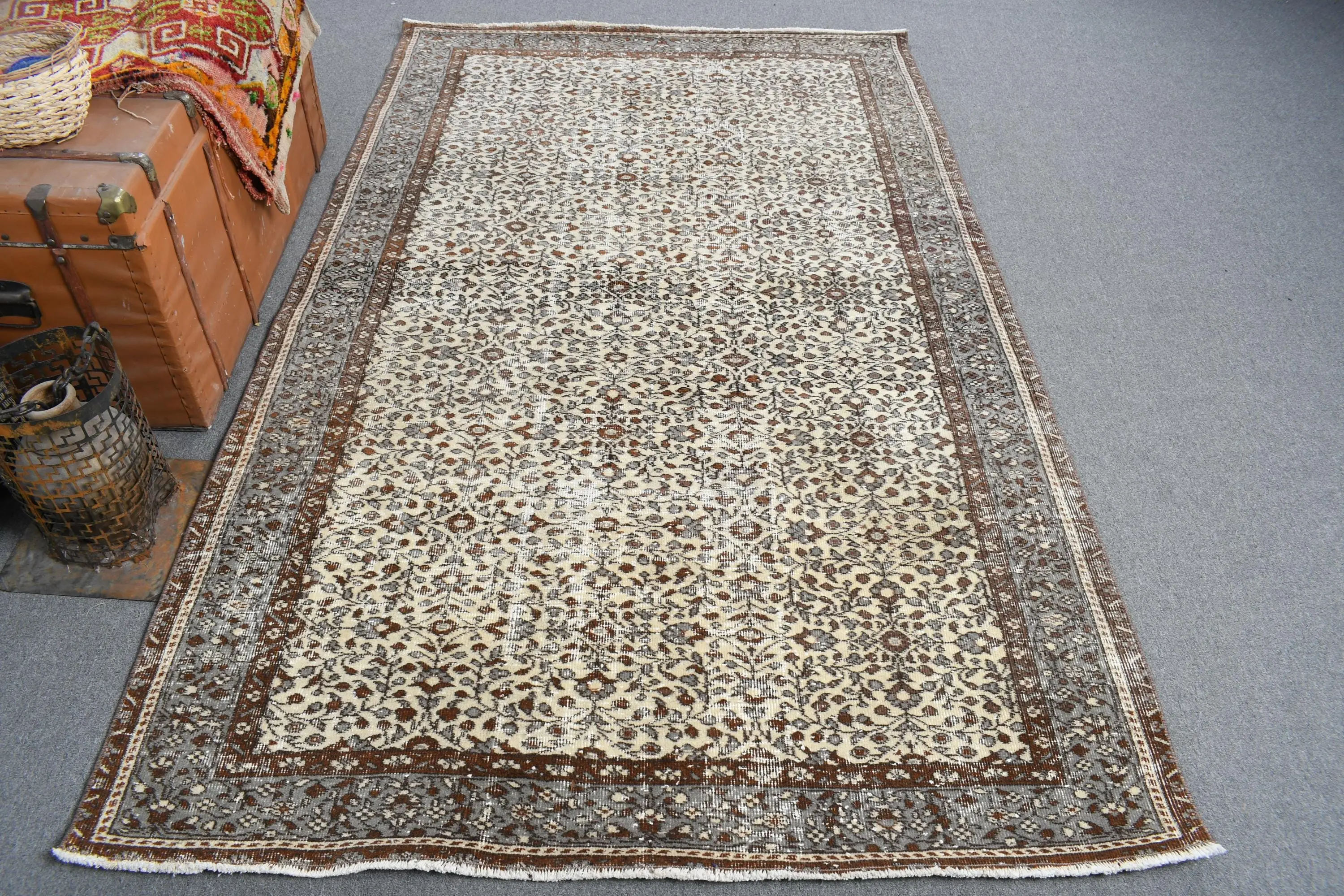 Turkish Vintage Rug, 4.9x7.9 ft Area Rug, Brown Gray Floral Rug - 1