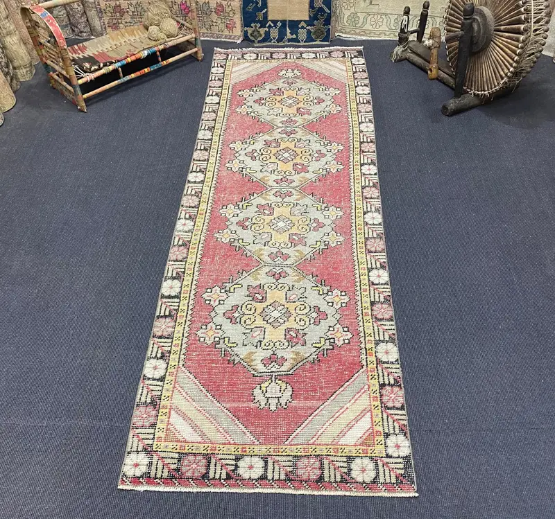 Red Floral Rug, 2.9x9 ft Gray Geometric Design