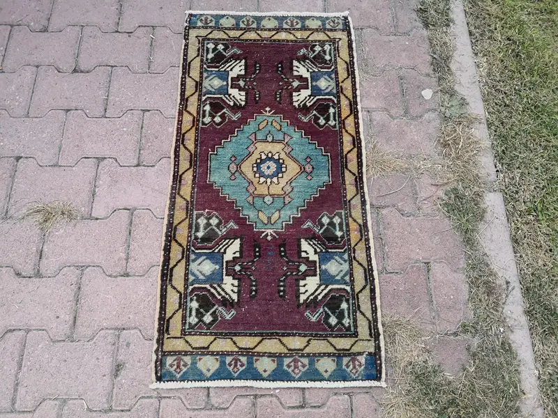 Purple and Blue Rug, 1.58x3.33 ft Chic Decor