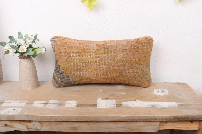 Orange und grau besticktes Southwestern Kissen, Vintage Kissen mit Reißverschluss