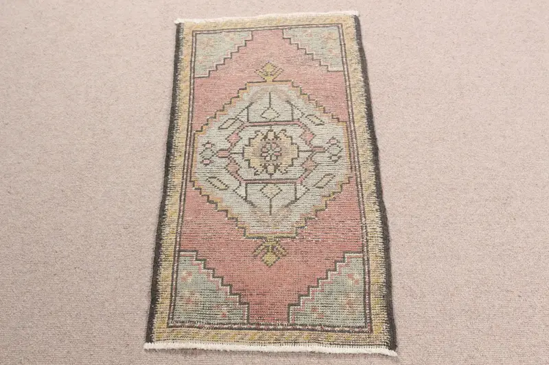 1.6x2.9フィートラグ、ピンクフローラル&グリーンペイズリー