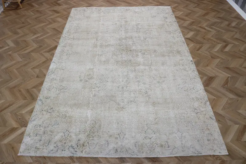 Vintage Turkish Rug, Oversize 6.7x10.6 ft (203x324 cm) Rug, Gray Floral Wool Rug - 1