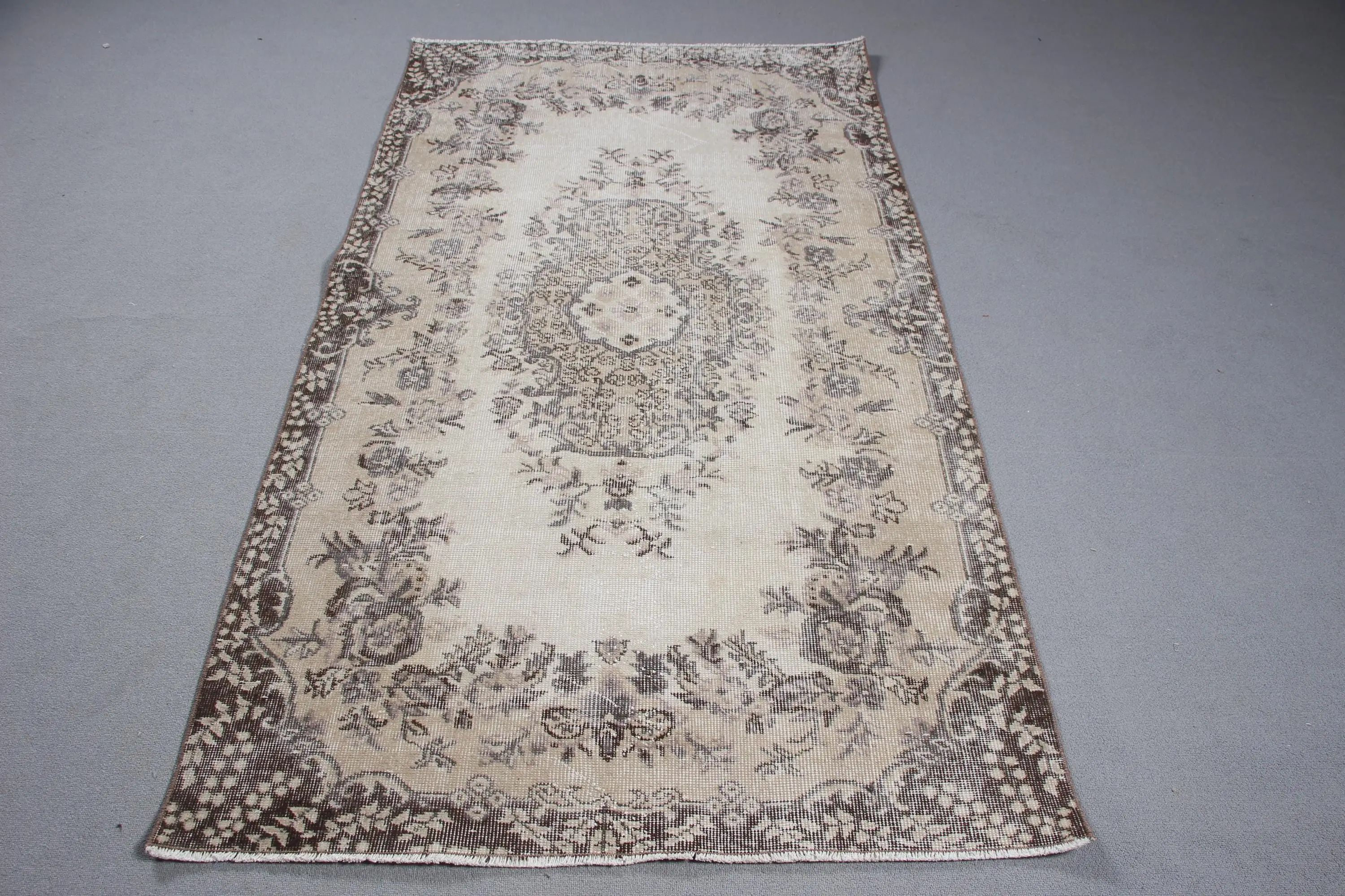 Vintage Area Rug 3.8x6.9 ft (115x211 cm), Turkish Brown Polka dot Wool Rug - 1