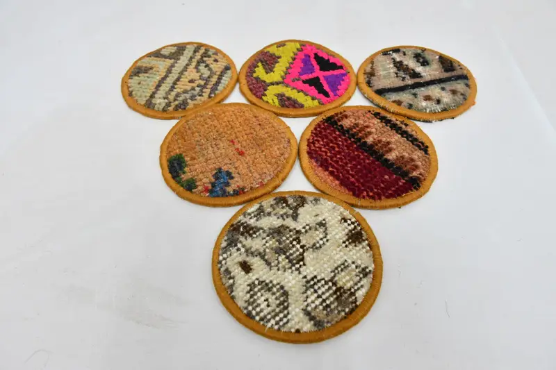 Juego de posavasos redondos bohemios, posavasos étnicos rojos y marrones
