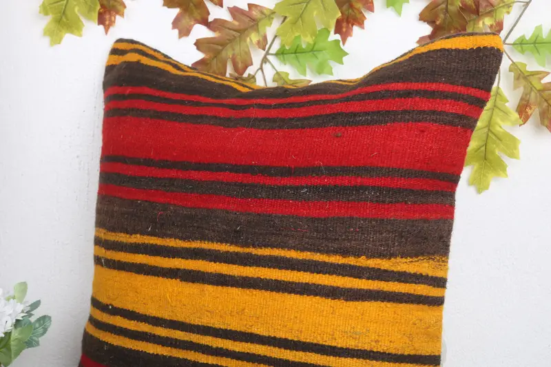 Turkish Kilim Pillow, Pillow for Couch, Ethnical Kilim Rug Pillow, Pillow Cover, Personalized Gift Pillow Pillow Cover, 20x20 Red Pillow - 5