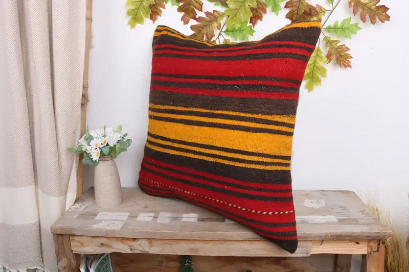Turkish Kilim Pillow, Pillow for Couch, Ethnical Kilim Rug Pillow, Pillow Cover, Personalized Gift Pillow Pillow Cover, 20x20 Red Pillow - 4