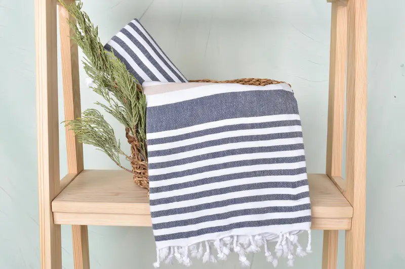 Wedding Towel, 68x36 Cotton Striped Towel, Personalized Gift, Girls Weekend Getaways Gifts, Bachelor Party Gifts, Sand-resistant towel, Gift For Him - 4