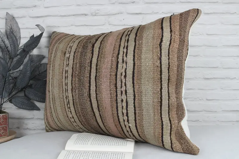Vintage Kilim Pillow, Boho Pillow Sham Cover, Pillow Case, Natural Pillow Case, Rustic Pillow Case, Home Decor Pillow, 20x28 Brown Cushion Case - 4