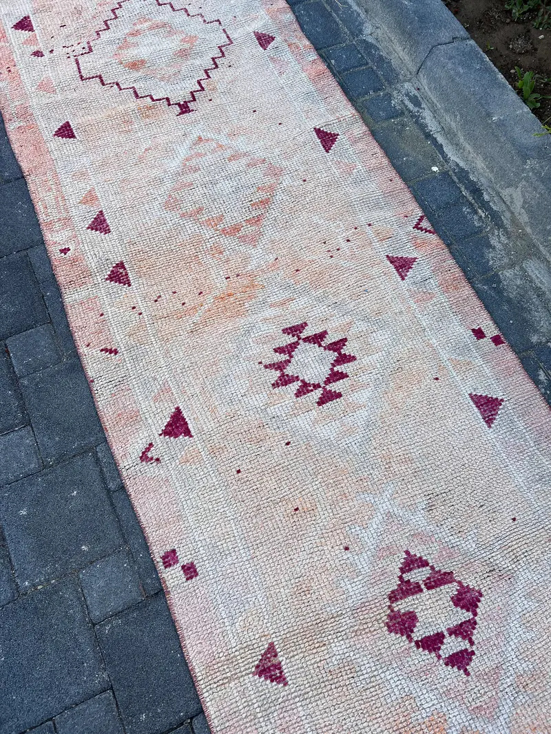 2.7x11.9 ft Vintage Halı, Türk Yolluk Halısı, Pembe Kırmızı Masif Halı - 1