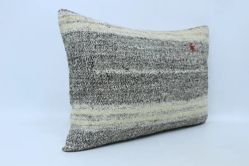 Sustainable Pillow Sham, Pillow, 20x28 Beige Pillow Sham, Vintage Pillow, Muted Cushion Case, Pillow for Sofa, Vintage Kilim Pillow - 3