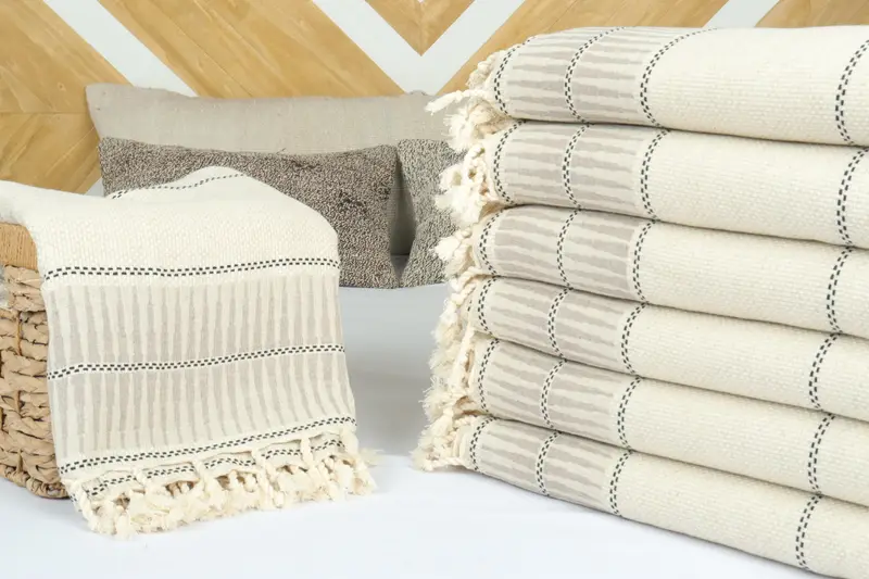 Gift For The Home Decor, 104x96 Linen Striped Towel, Grandma Gift, Bridesmaid Gifts, Best Wedding Gift, Wedding Favors, Housewarming Gift - 4