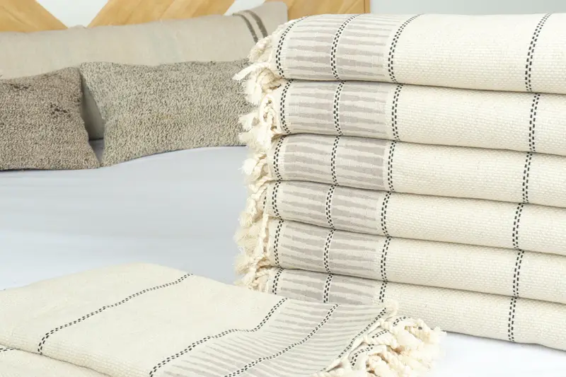 Gift For The Home Decor, 104x96 Linen Striped Towel, Grandma Gift, Bridesmaid Gifts, Best Wedding Gift, Wedding Favors, Housewarming Gift - 3