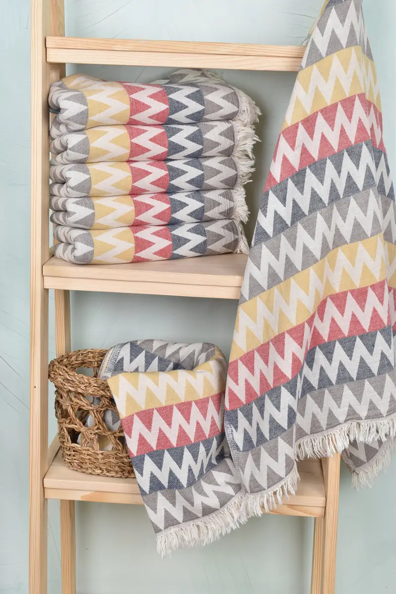 Turkish beach towel, Handmade Gift, Monogram Beach Towel, Summer Towel, Best Beach Towel, Embroidered Beach Towel, 70x40 Cotton Zigzag Design Towel - 3