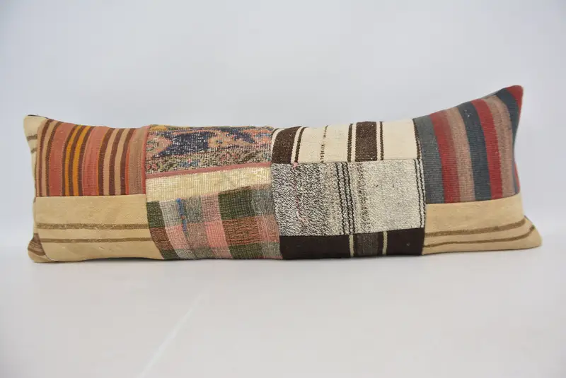 Rot & Beige besticktes Wurfkissen, handgemachtes Vintage Dekor