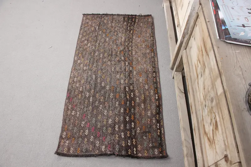 Green Abstract Rug, 2x4 ft Elegant Decor