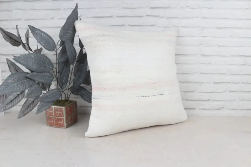 Handmade Cushion Case, 22x22 White Cushion Cover, Vintage Kilim Throw Pillow, Throw Kilim Pillow, Pillow, Floor Cushion, Kilim Cushion Sham - 4