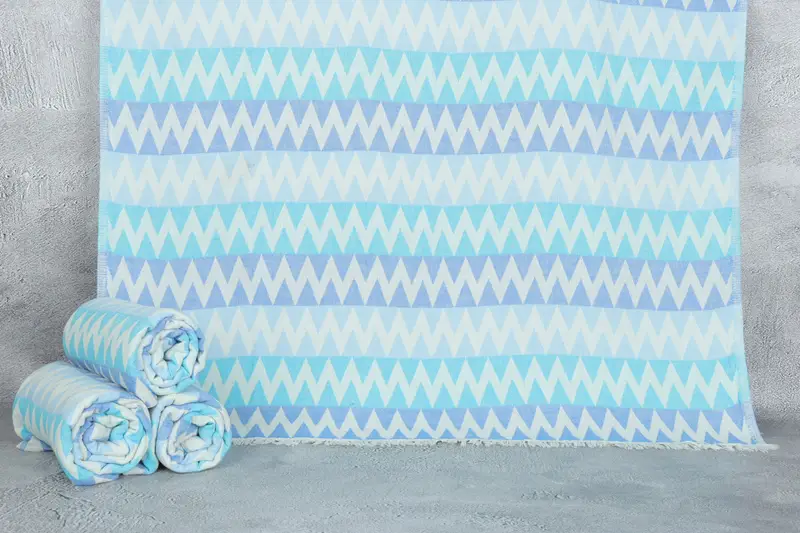 Organic Beach Towel, Home Decor Towel, Guest Towel, Holiday Towel, Organic towel, Beach towel, 70x40 Cotton Zigzag Design Towel, Embroidered Towel - 1