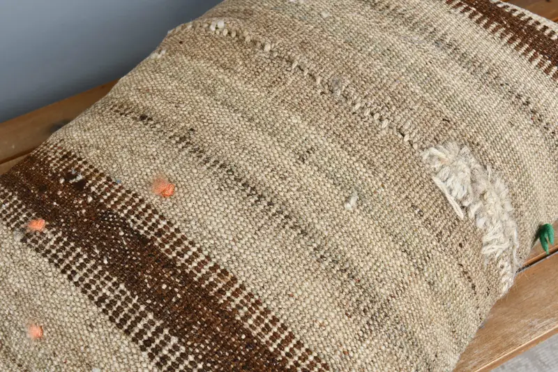 Kilim Pillow, Pillow for Couch, Pillow Cover, 16x24 Beige Pillow Case, Oriental Pillow Case, Handmade Kilim Cushion, Authentic Pillow Case - 4