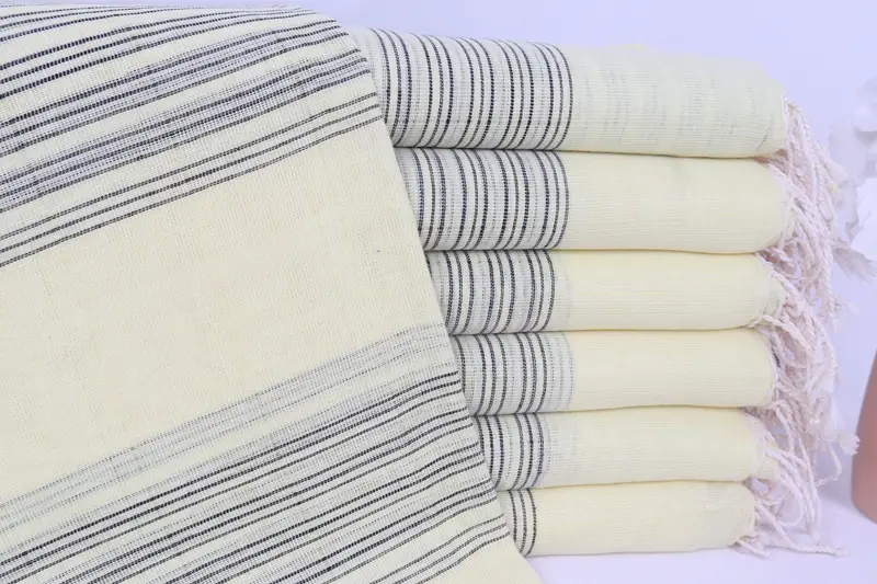 Custom Gift, 70x40 Cotton Striped Towel, Wedding Favors, First Wedding Anniversary Gift, Best Wedding Gift, Embroidered Towel, Gift For Mom - 1