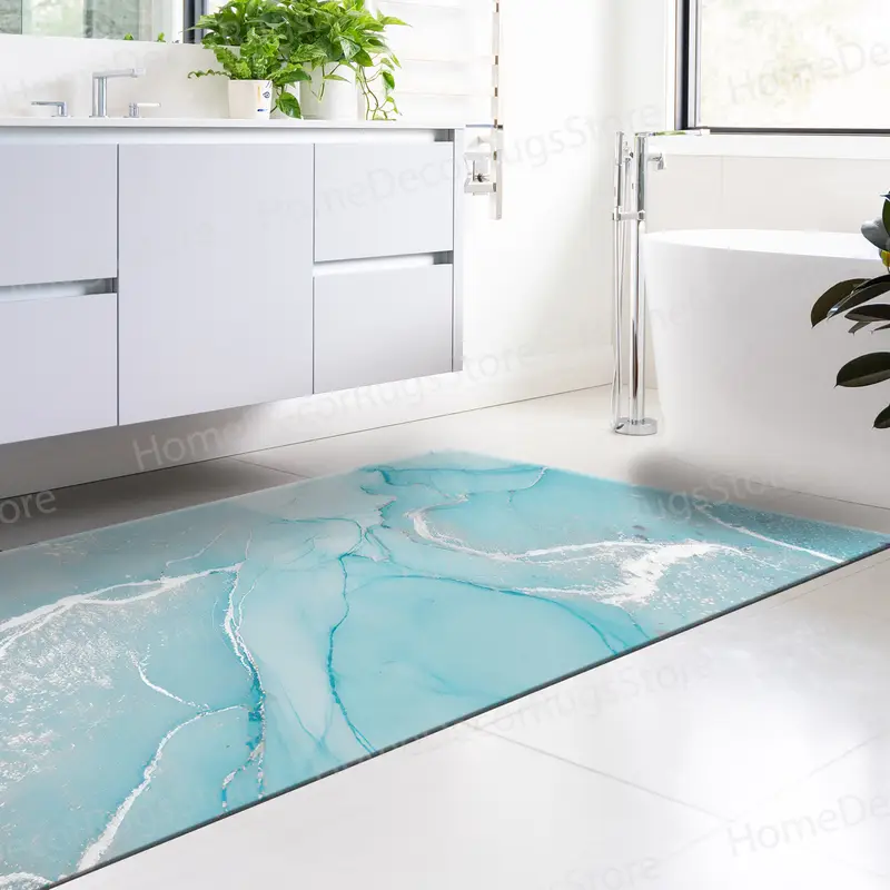 シルバー大理石のきらめくプリントラグ: モダンな大理石のコンテンポラリーデザイン