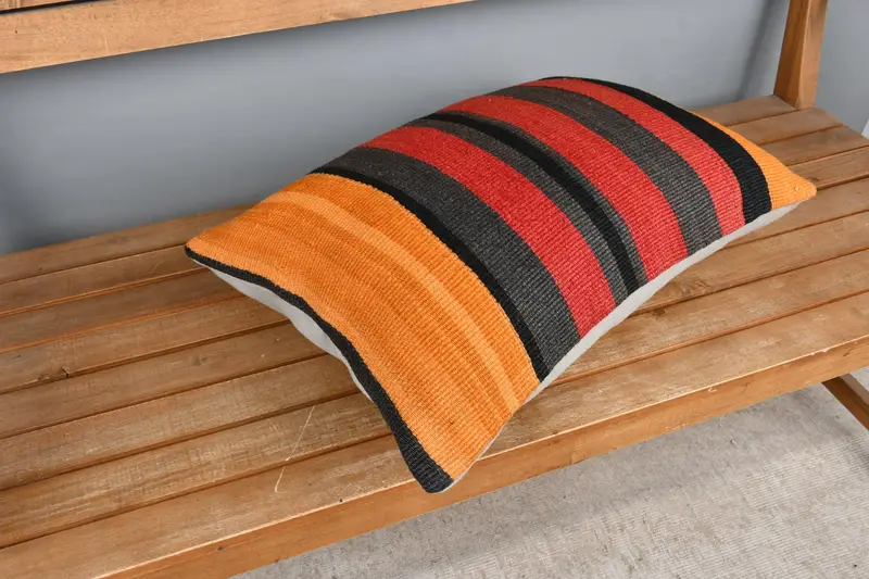 Ethnical Kilim Rug Pillow, Pillow Case, 16x24 Red Pillow, Pillow for Couch, Southwestern Pillow, Throw Kilim Pillow, Kilim Rug Pillow Cover - 2