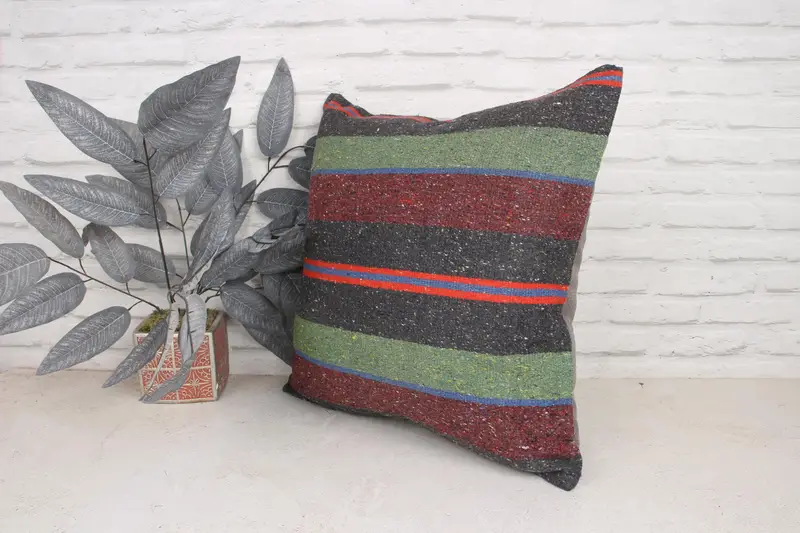 Pillow, Turkish Kilim Pillow, Vintage Kilim Throw Pillow, Handwoven Pillow, 20x20 Red Pillow, Colorful Cushion Case, Boho Pillow, Car Cushion Case - 4
