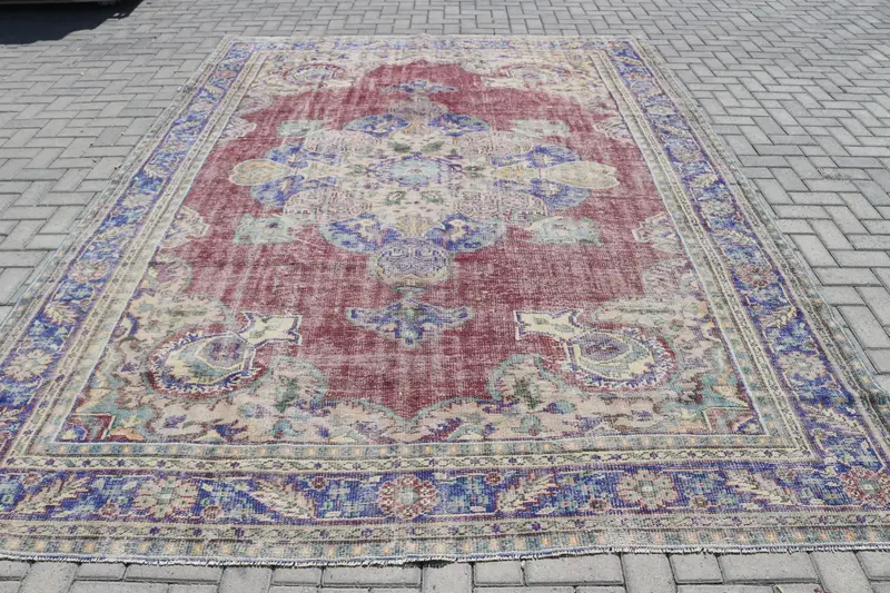 8.2x11.3 ft Rug, Turkish Oushak Rug, Vintage Red Wool Animal Print Rug - 1
