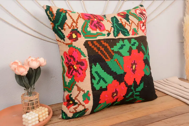 Rot-grünes geometrisches Wurfkissen, Vintage besticktes Kissen