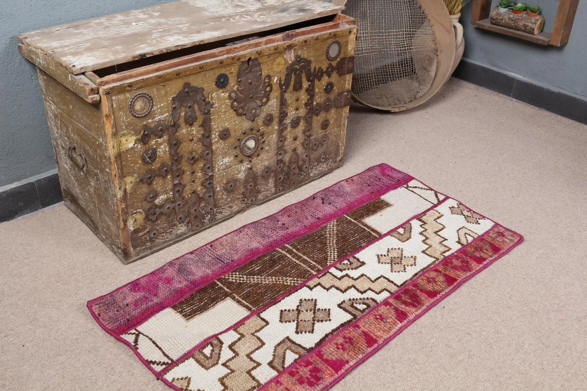 Turkish 1.8x3.37 ft Small Rug, Vintage Rug, Pink Polka dot Rug - 1