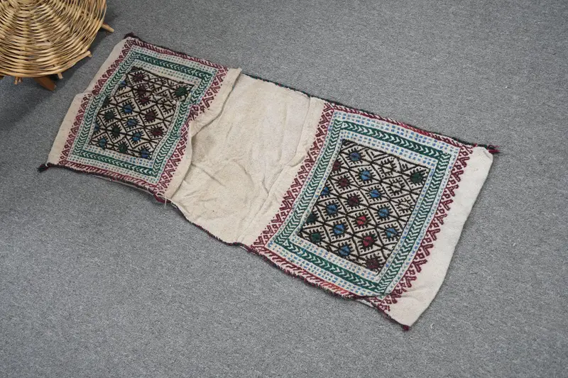 1.4x3.5 ft Türk Halısı, Vintage Küçük Halı, Yeşil Bitkiler ve ağaçlar Yün Halı - 1
