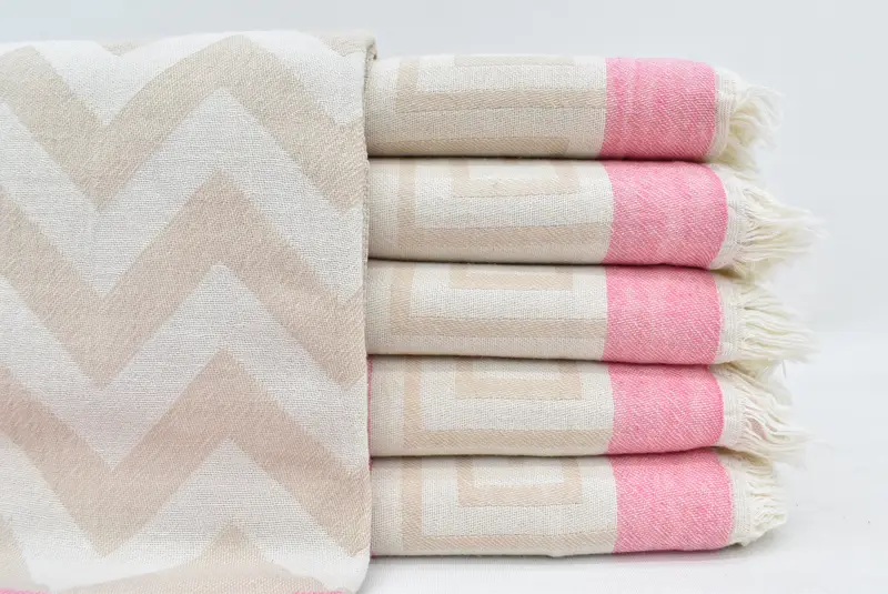 Bath towel, Personalized Gift, Engagement Gift, Valentines Day Gift For Her, Quick-Dry Beach Towel, Embroidery Towel, 70x36 Cotton Geometric Towel - 1