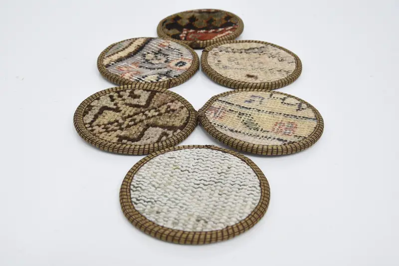 Elegante juego de posavasos beige y marrón, posavasos duraderos y elegantes.