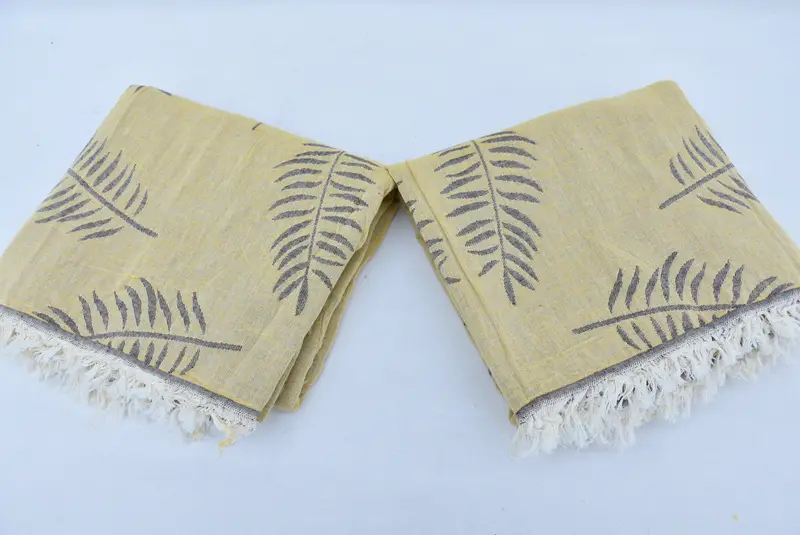 Turkish Towel Beach Towel, 68x40 Cotton Leaf Design Towel, Fouta towel, Bachelorette Party Favors Beach, Sand-free towel, Quick-dry peshtemal - 5