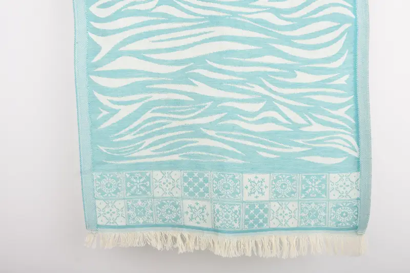 Kişiselleştirilmiş hediye, düğün iyilikleri, yaz hediyesi, spa hediyesi, monogram Türk banyo havlu, banyo havlu, onun için hediye, 28x20 pamuklu çizgili havlu - 1