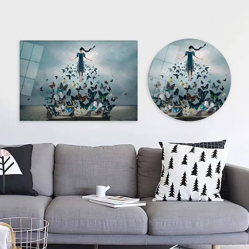 Elegante Schmetterlingsfrau-Leinwand: Abstrakte Kunst für Schmetterlingsliebhaber