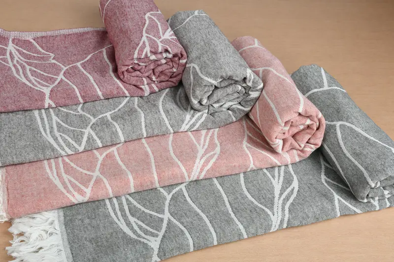 Beach Towel Organic Cotton Floral Patterned, 40x67 Inches