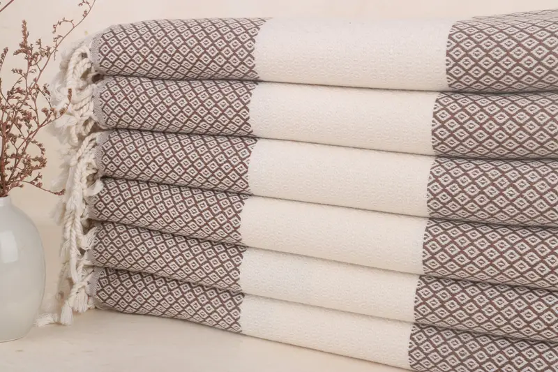 Brautparty-Geschenk, Diamant-Monogramm-Strandtuch, 91,4 x 180,9 cm, Braun