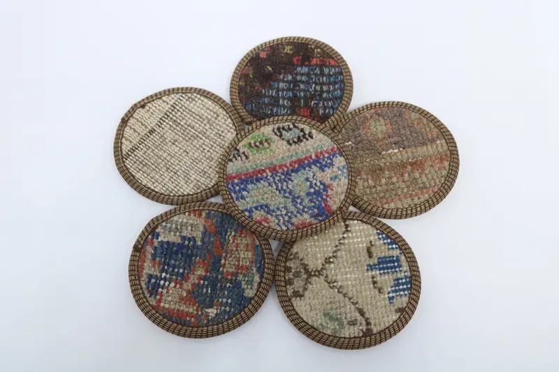 ベージュとブロンズのキリムコースターセット、ユニークなボヘミアンコースター