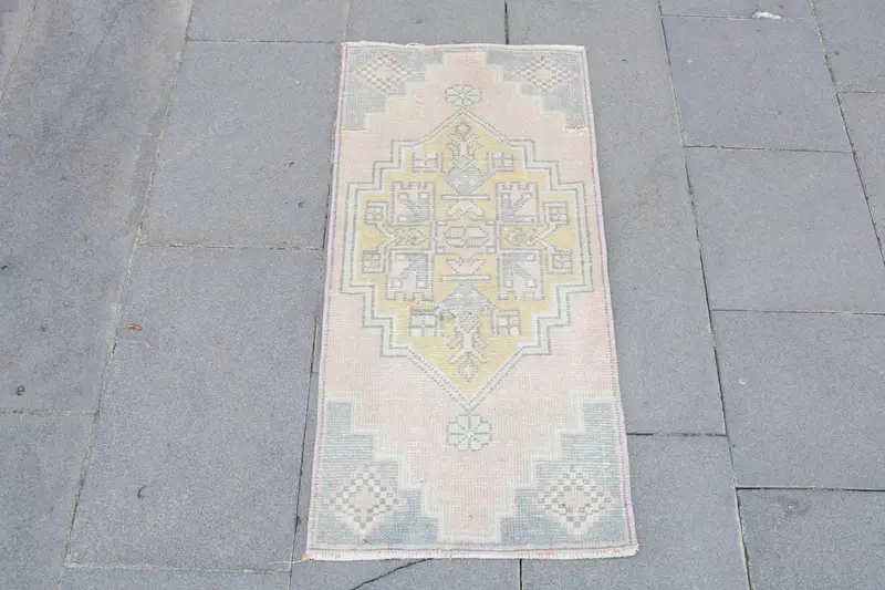 1.4x3 ft Small Turkish Rug, Pink Plants & trees Vintage Rug - 1