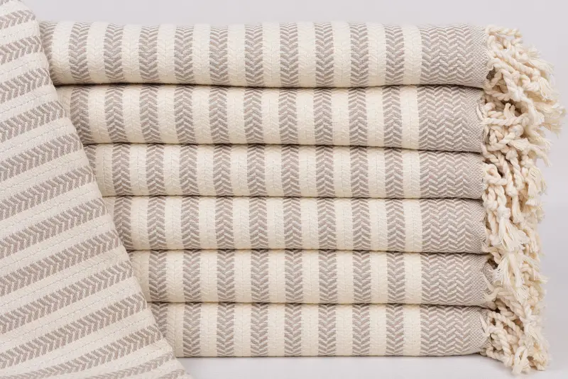 Gift For Him, Bridemaids Beach Towel, Girl Trip Party Favor, Hammam towel, Yoga Towel, Bachelorette Favor, Soft towel, 70x40 Cotton Chevron Towel