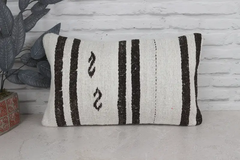 Vintage Kilim Pillow, Pillow Case, 12x20 White Cushion, Cozy Throw Cushion Case, Meditation Cushion Cover, Turkish Pillow, Vintage Pillow - 1
