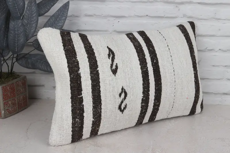 Vintage Kilim Pillow, Pillow Case, 12x20 White Cushion, Cozy Throw Cushion Case, Meditation Cushion Cover, Turkish Pillow, Vintage Pillow - 3