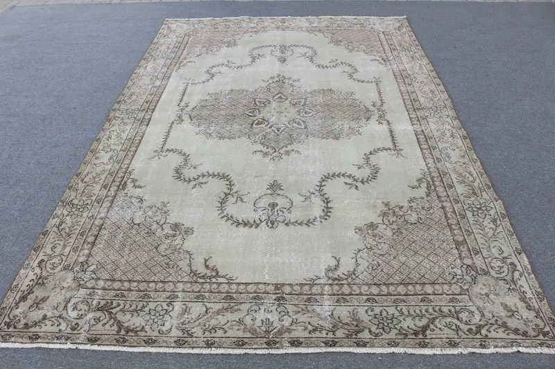 Kahverengi Oryantal Halı, 9,8x9,84 ft Bej Vurgular