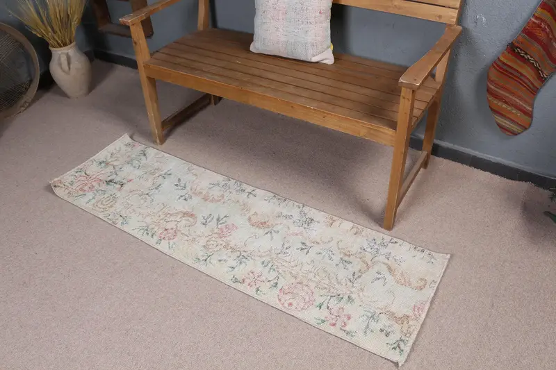 エレガントなベージュのラグ、1.6x5.3フィート、オレンジのボーダー付き